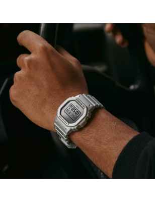 OROLOGIO FORGOTTEN FUTURE UOMO CASIO G-SHOCK DW-5600FF-8ER Casio