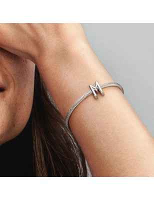 CHARM LETTERA M PANDORA