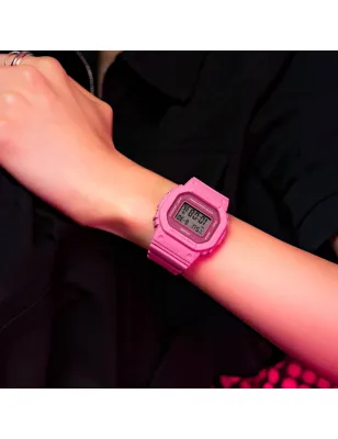 Orologio rosa con finitura opaca Donna Casio G-Shock