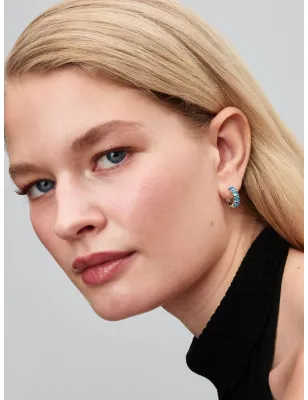 Orecchini cerchi cristalli azzurri Donna Pandora 293851C01 Pandora