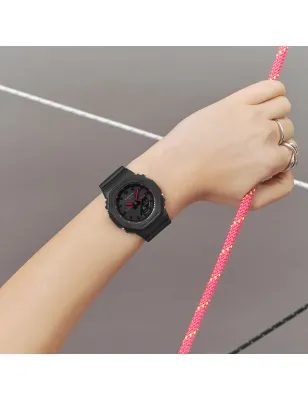 Orologio Nero Rosso Compatto Sportivo 40mm Donna Casio G-Shock
