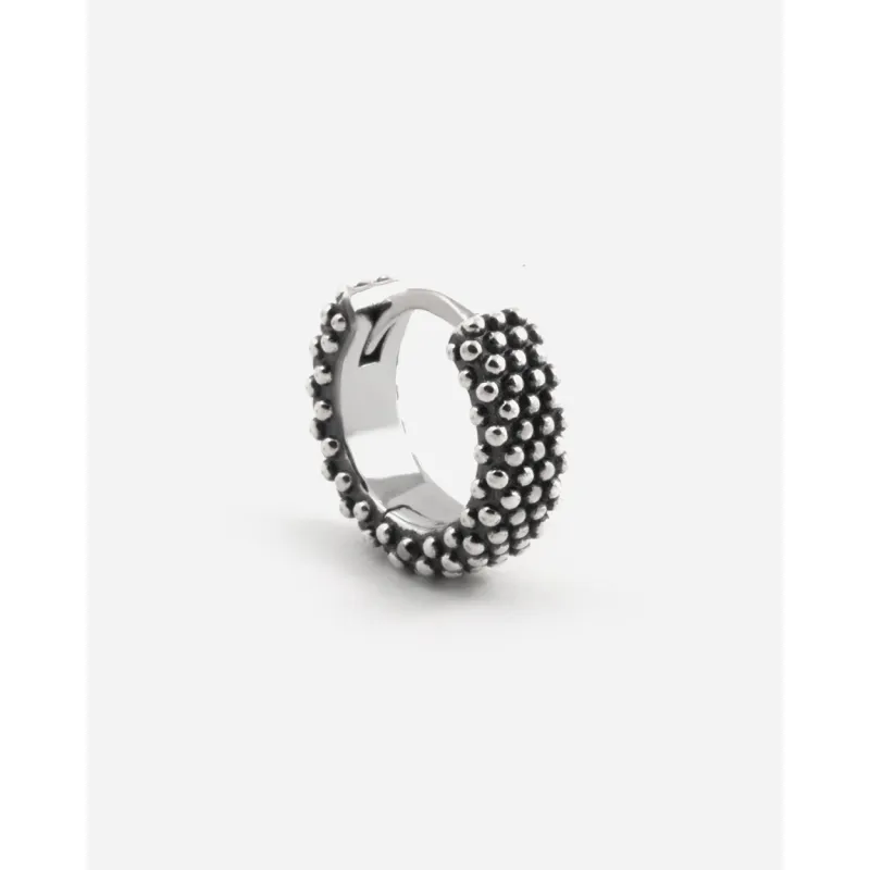 Monorecchino in Argento a Cerchio Puntinato con Scattino Nove25 Monorecchino in Argento a Cerchio Puntinato con Scattino Nove25