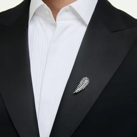 Spilla Vienna, Piuma Bianca, Taglio Misto Uomo Swarovski - category_name - XDMG De Marchi Gianotti